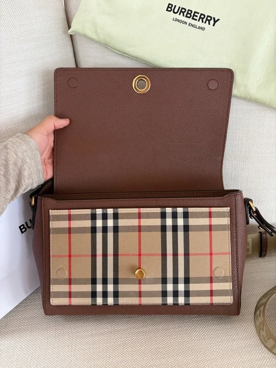 Burberry Brown / Vintage Check Note Bag in excellent condition 🤎 - Picture 3 of 6